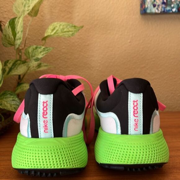 EUC Nike Shoes React Escape rn Running 10.5 - Picture 12 of 16